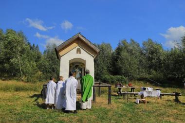 Svätá omša pri Kaplnke Anjela strážcu v nedeľu 12. septembra 2022 1